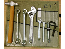 Набор шоферского инструмента типа М-134 УАЗ, сумка