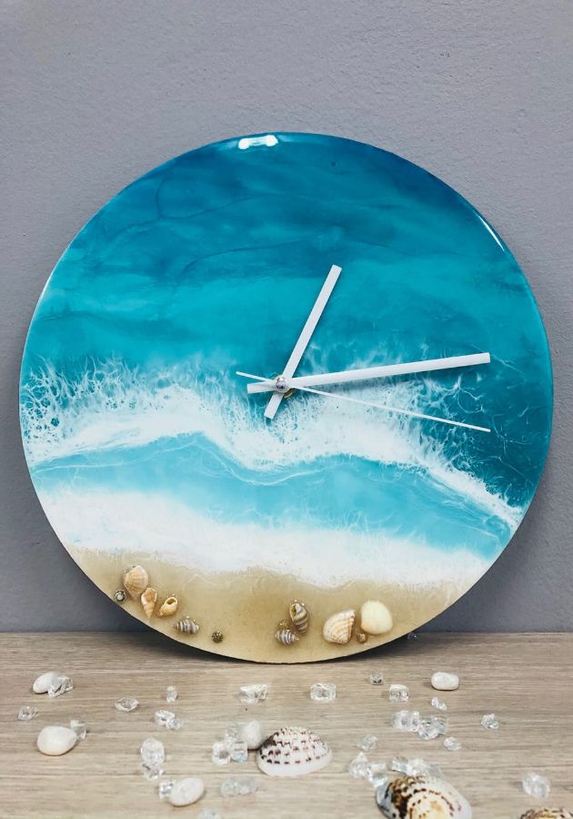 Часы из эпоксидной смолы "Море"