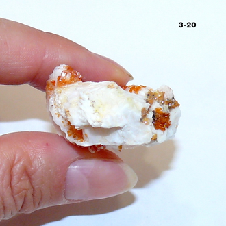 Ванадинит натуральный (щетка) №3-20: 34*31*16мм