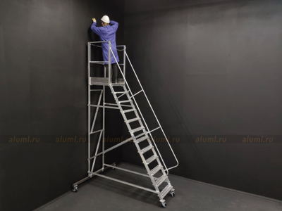 Лестница с площадкой ЛС, лестница с платформой, площадка передвижная, вышка-стремянка, стремянка пед