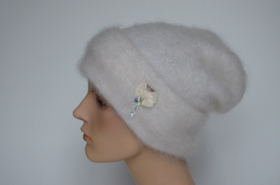 Белая мохеровая шапка женская с отворотом Vizio Италия 9021 CRY