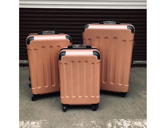 Комплект из 3х чемоданов ABS с накладками S,M,L пудровый