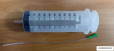 Шприц для жидкостей с трубочкой 550мл.