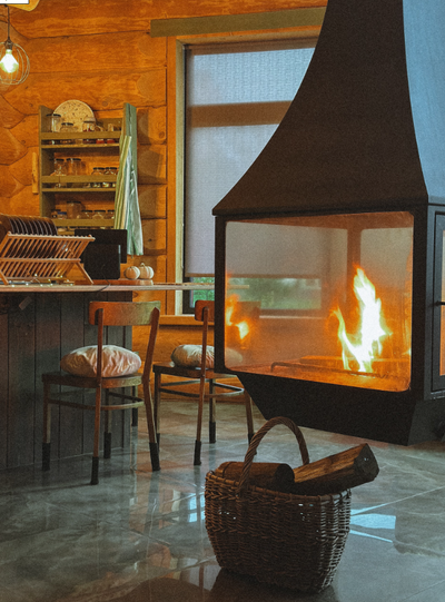 Подвесной панорамный камин VETRO