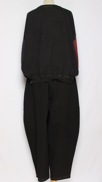 Джинсы "Яркие строчки карманы" черные р.48-54