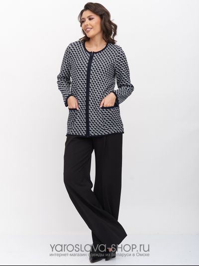 Женский вязаный жакет полуприлегающего силуэта