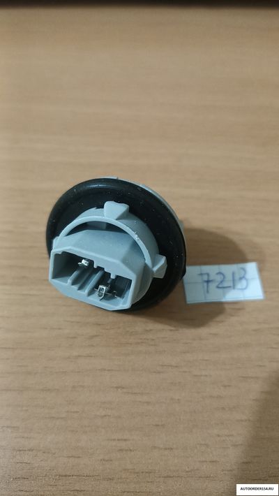 Патрон лампы для иномарки №2