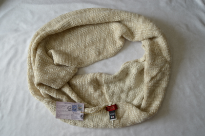 бежевый итальянский зимний шарф восьмерка фото