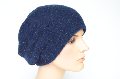 Вязаный берет с бисером синий Италия Визио