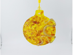 Новогодняя игрушка "Шар со змеей"