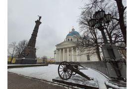 Обзорная экскурсия по Петербургу