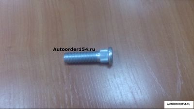 шпильки форд фокус 2