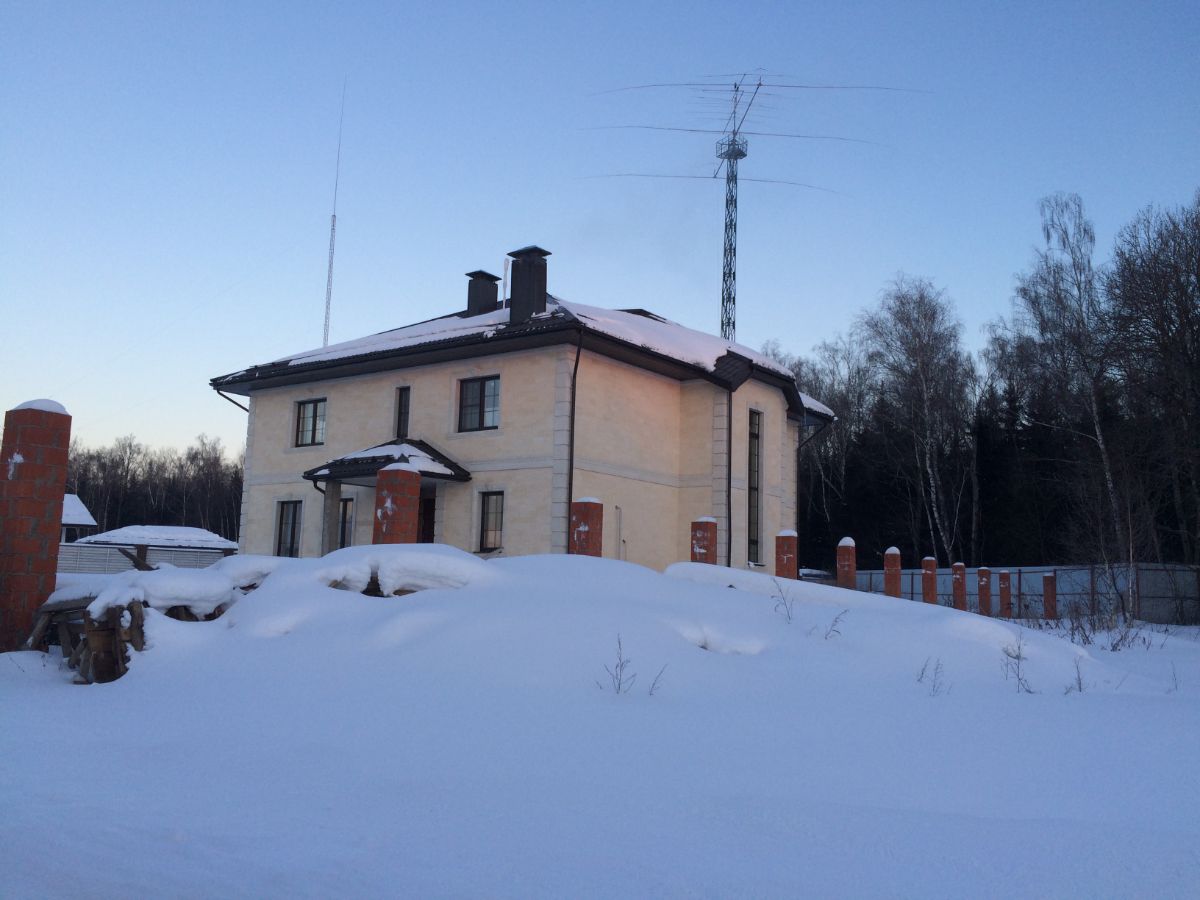 Жилой дом (Московская область, Люберецкий район, посёлок городского типа Томилино, проезд Карамзина)