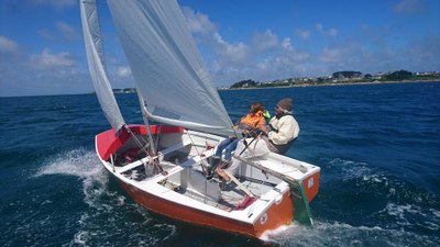 яхта Каравелла