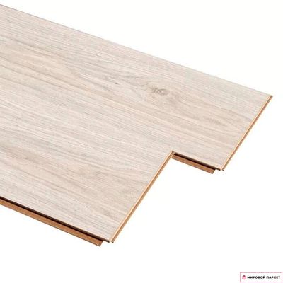 Ламинат Cuberta Family Дуб Анри 8017 33 класс толщина 8 мм без фаски 2.096 м2