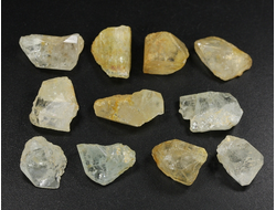 Топаз, кристалл, "дикий", в ассортименте, Россия, Забайкальский край (12-16 мм, 1,3-2 г) №36031