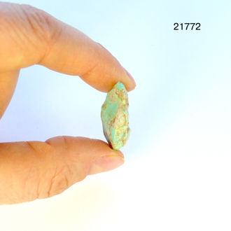 Бирюза натуральная (необработанная) Казахстан арт.21772: 4,1г - 23*17*9мм