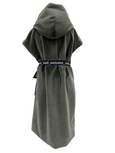 Жилет из эко меха модель 127