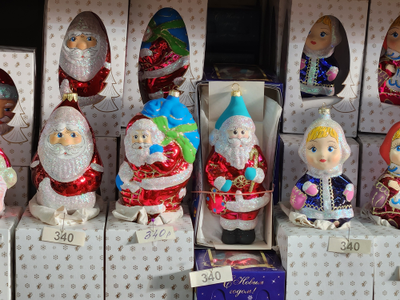 28 декабря – Брянск - цирк Аскольда Запашного - спектакль «Стойкий оловянный солдатик» + магазин Карачевской фабрики елочных игрушек + место сюрприз.