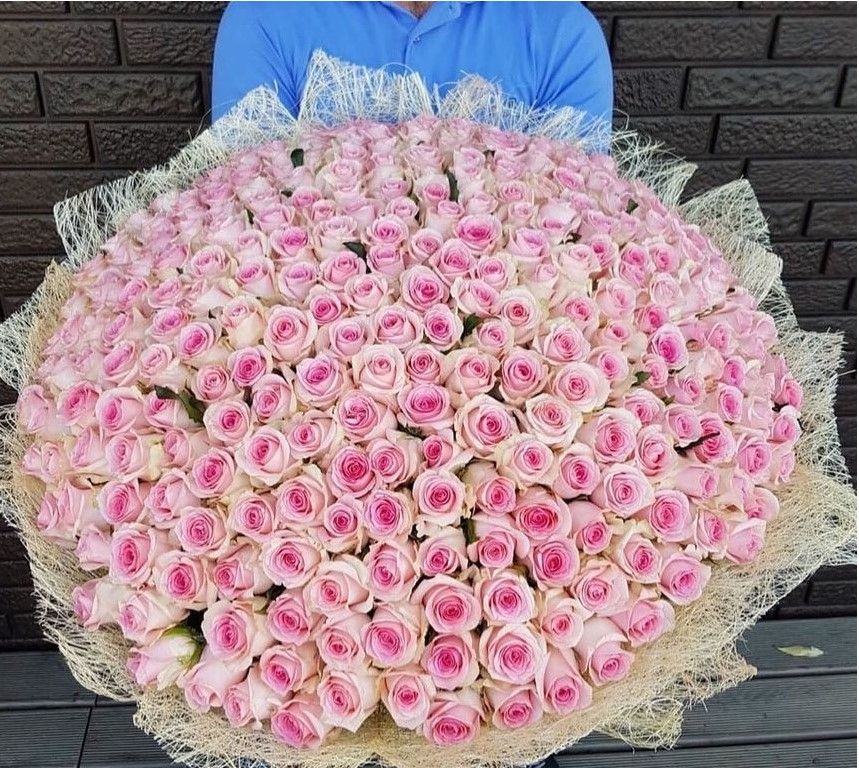 розы с доставкой по Сочи