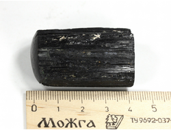 Турмалин чёрный шерл, кристалл стоячий, полированная верхушка, Бразилия (42*32*21 мм, 56 г) №29739