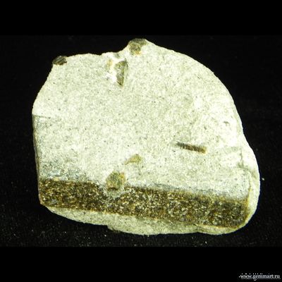 Ставролит, тройник с фрагментами кристаллов на сланце. Россия. 55*42*15мм