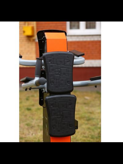 Уличный тренажер «Брусья» Romana 207.33.10