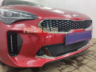 Защита радиатора для KIA Stinger 2018- black низ