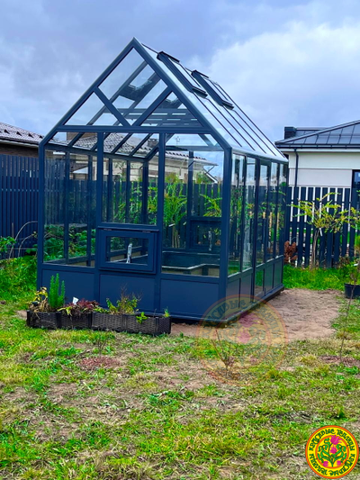 Базовая комплектация теплицы из стекла и алюминия БОТАНИК размером 3500 x 2500 мм