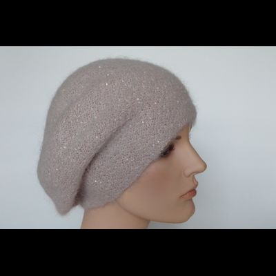 Розовый берет с мелкими пайетками Vizio Италия 6997