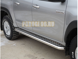 Пороги с накладным листом d53 для Toyota Hilux 2021-