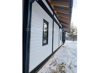 Облицовка фасада здания ДПК