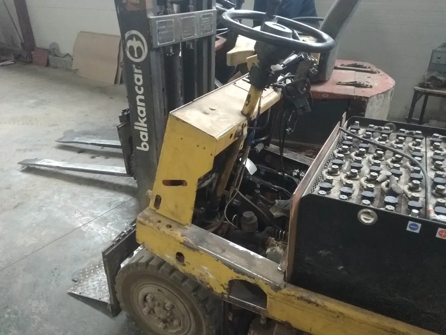 Ремонт аккумулятора погрузчика