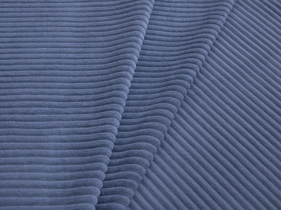 (АРБ) Велюр "Килум" (Cilium)-INDIGO.

Состав: полиэстер (PES) 100%.
Плотность: 320 г/кв.м.
Устойчивость к истиранию >100 000 циклов.
Ширина: 140 см.
Производитель: Китай.

Внимание! Цвет материала может быть искажен настройками монитора.