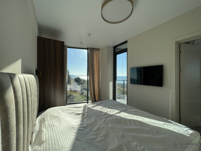 Продаётся квартира с панорамным видом на море 180 градусов. 1-я линия, 120 м2. ЖК "Tropical Garden"