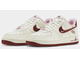 Nike Air Force Low 1 '07 Valentines Day 2023 Арт 2 сбоку