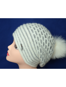 берет с помпоном зима 2016 - 2017