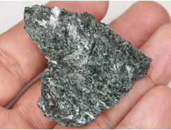 Актинолит, Россия, Северный Кавказ, КЧР, река Большой Блыб (50*38*28 мм, 35 г) №29627