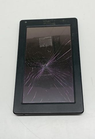 Неисправный планшетный ПК q-pad LC0723B (не включается, разбит экран)