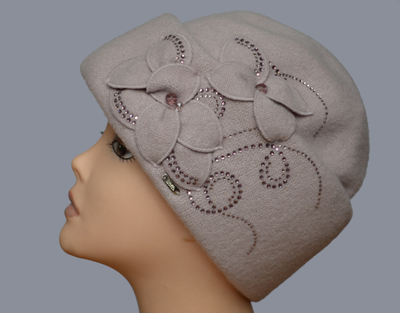 Вилли тауран женская шапка Польша фото