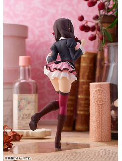 Фигурка Юн-юн (Yunyun Pop Up Parade)