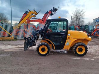 Телескопический погрузчик JCB 520-40