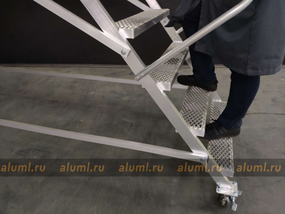 Мобильный смотровой помост МСП-1,5