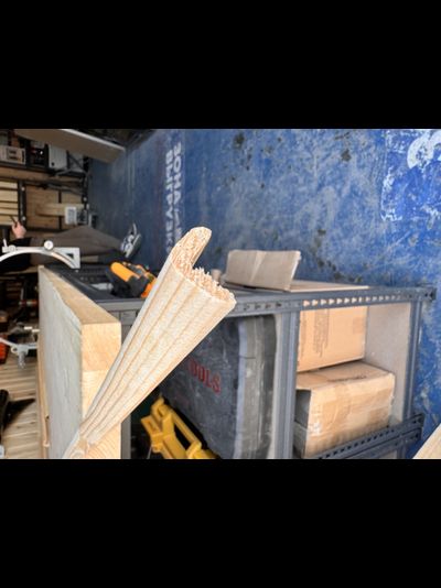 Угол деревянный 20х20 мм (3 метра)