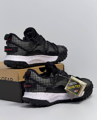 Nike ACG Mountain Fly Low GORE-TEX