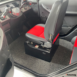 Трицикл GreenCamel Шторм (60V 2200W) кабина, понижающая белый