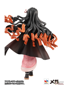 Фигурка Нэдзуко Камадо (Kamado Nezuko Gals Series)