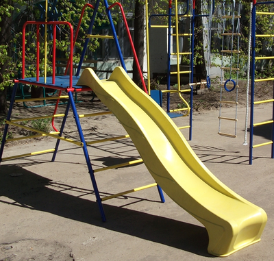 Скат пластиковый S-Line KBT 3 метра с подставкой для горки купить в Воронеже