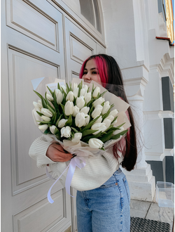 Белые тюльпаны Moon light М+