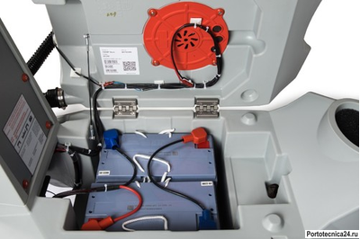 Аккумуляторная поломоечная машина Bennett Clever C660bt Basic (с гелевыми АКБ 113 а/ч)